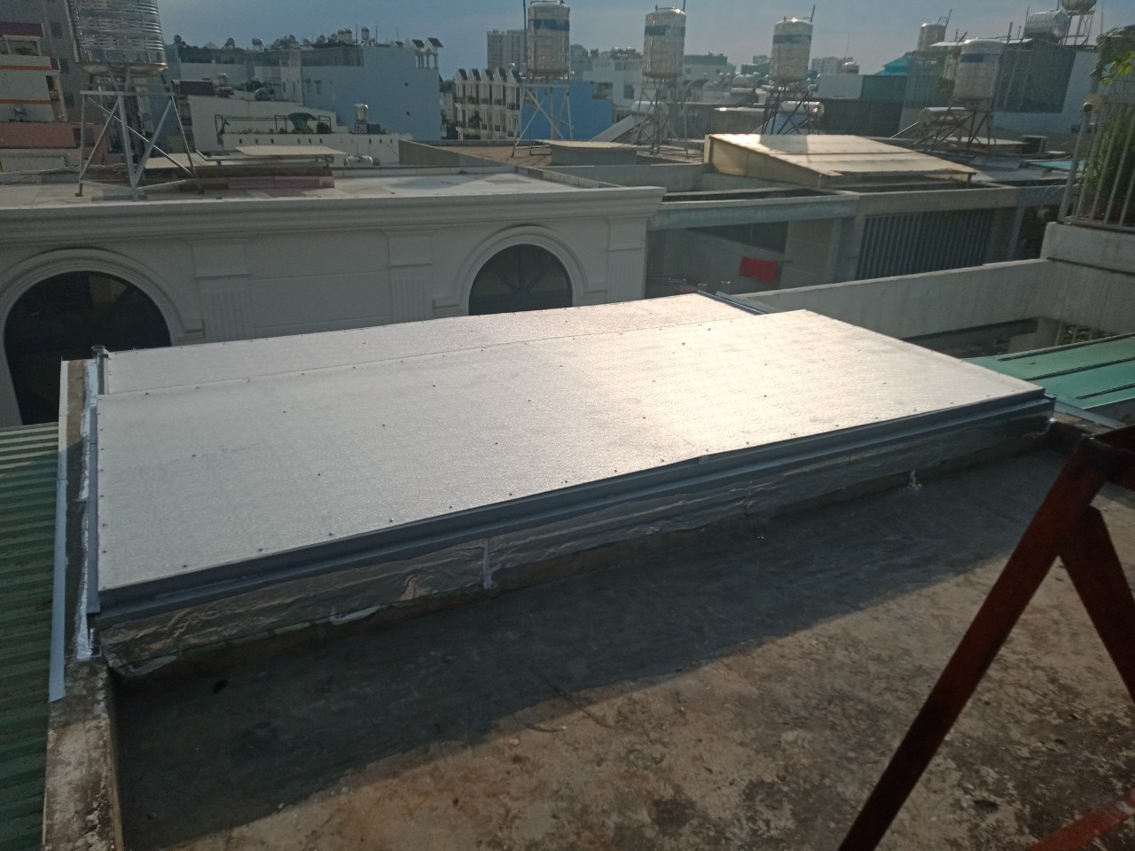 Mái giếng trời kéo tay – Tân Bình