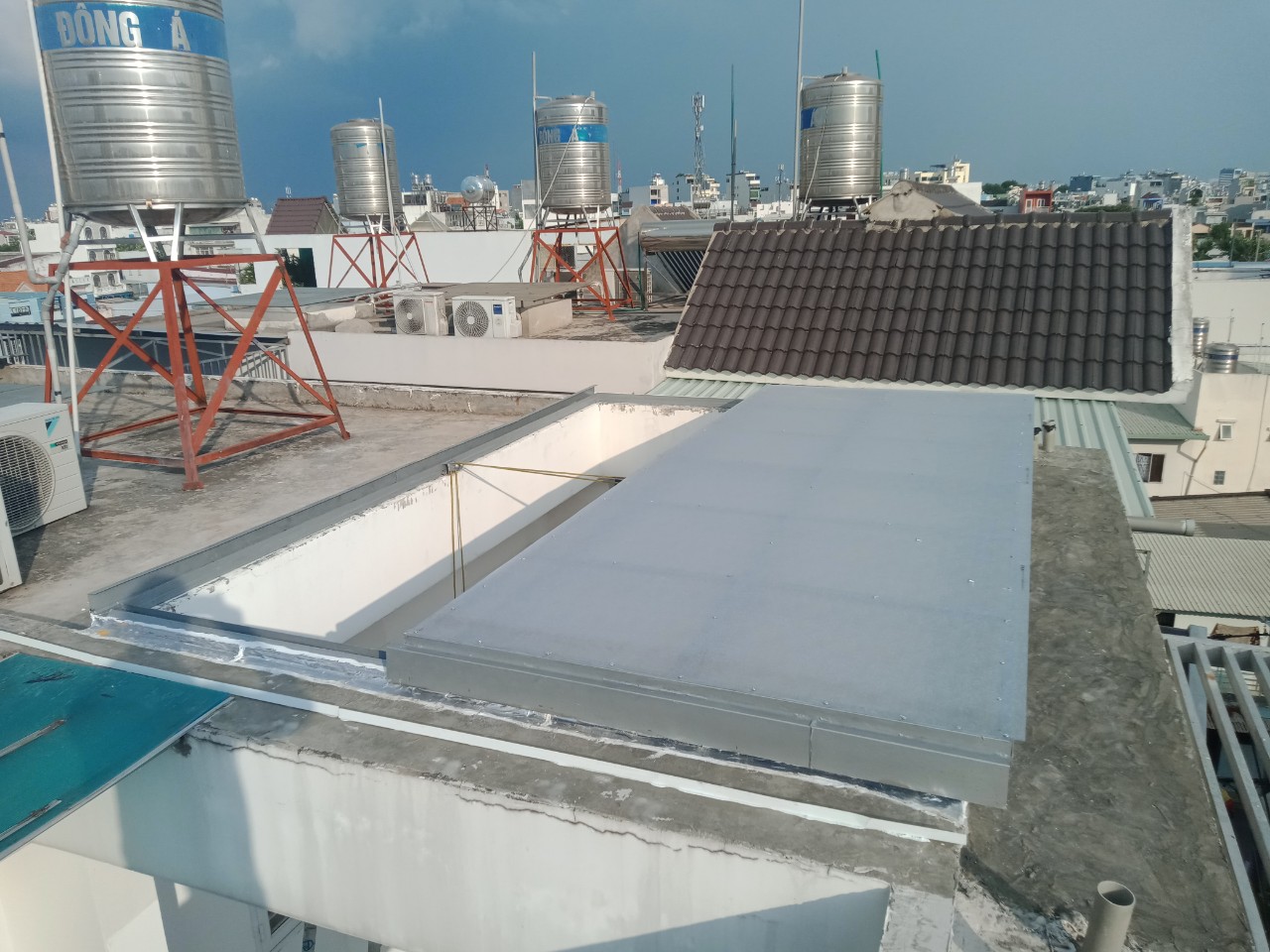 Mái giếng trời kéo tay – Tân Bình